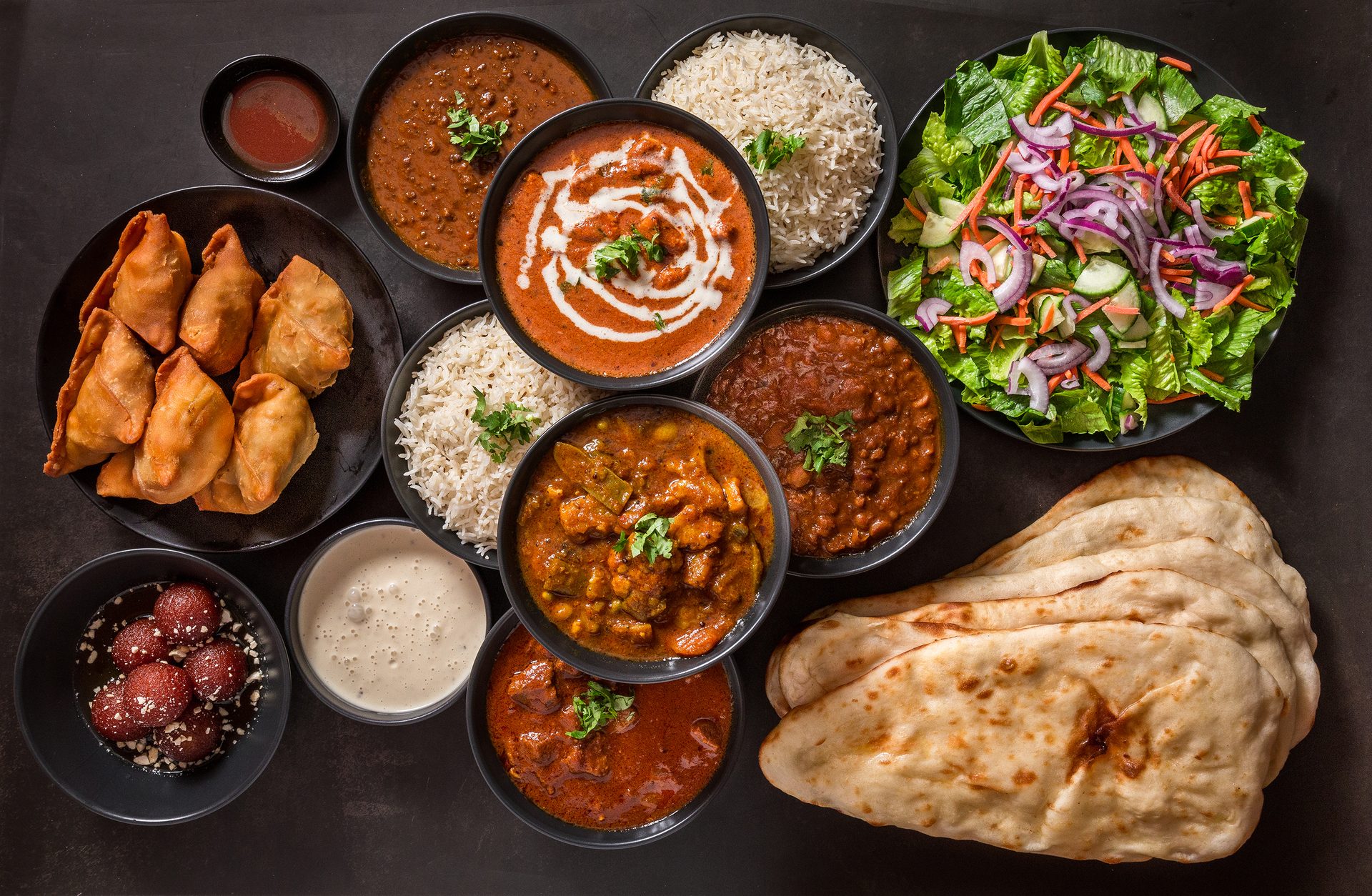 Street Food Favourites: Chaat, MoMos and More